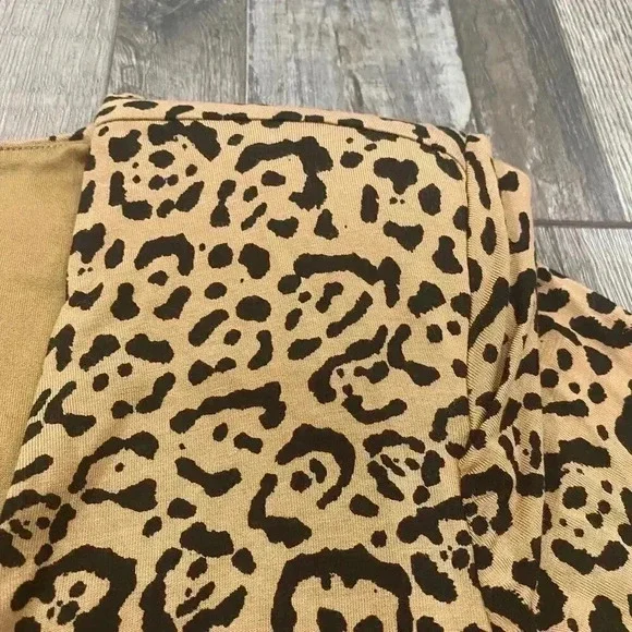 NWT Good American Power Shoulder Animal Print Leopard V-Cut Long Sleeve Size 2 - Picture 4 of 11